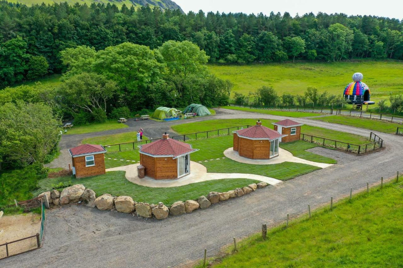 Waterfall Caves Turn-Around-Houses Villa Limavady Esterno foto