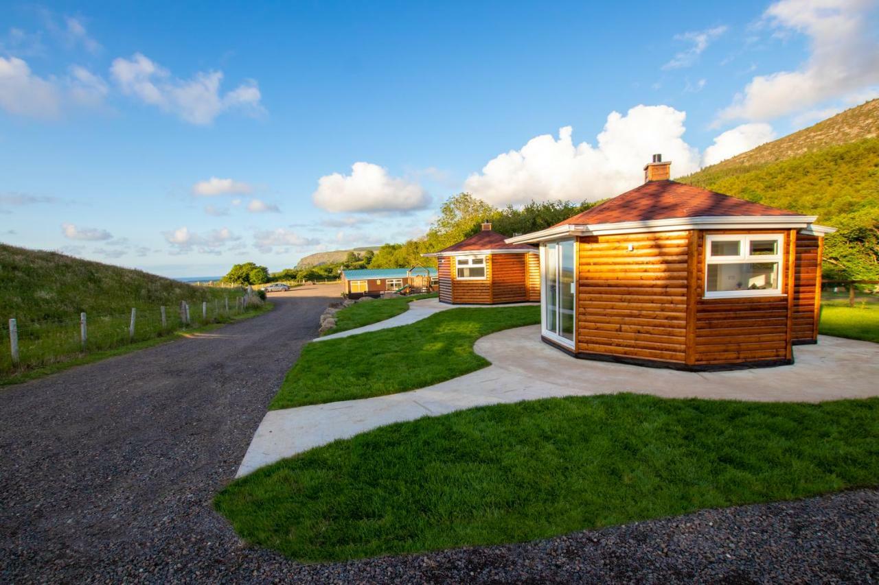 Waterfall Caves Turn-Around-Houses Villa Limavady Esterno foto