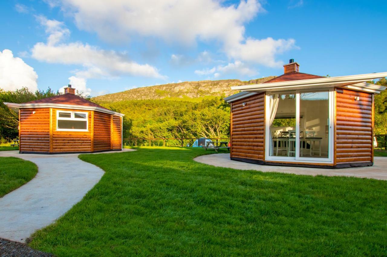 Waterfall Caves Turn-Around-Houses Villa Limavady Esterno foto